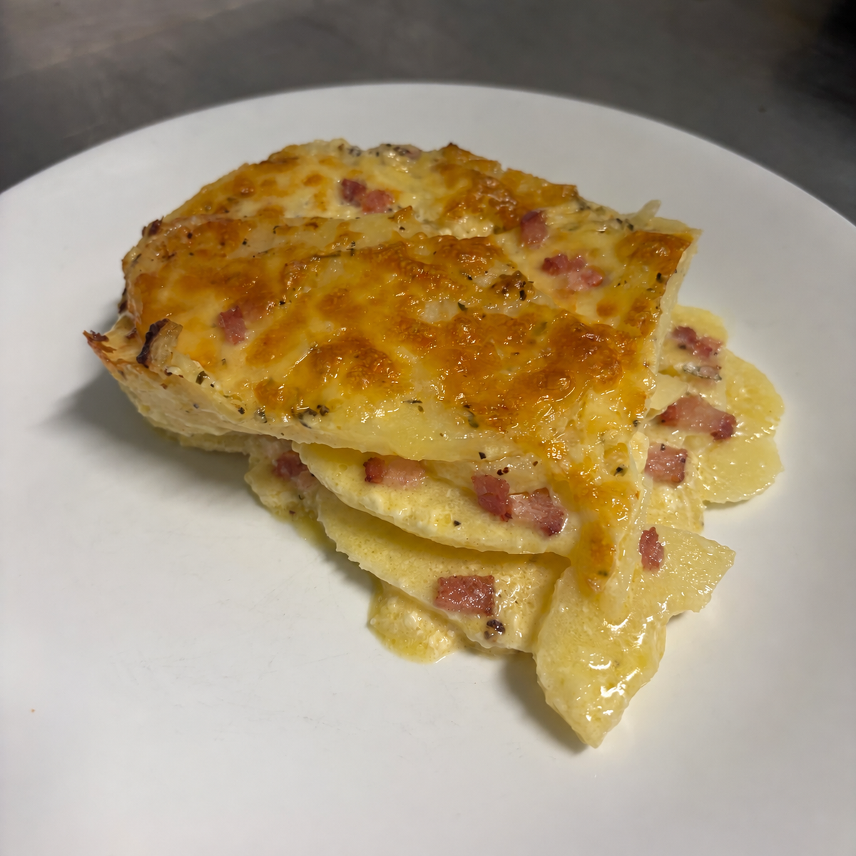 Creamy Potato & Bacon Bake - 1.5kg